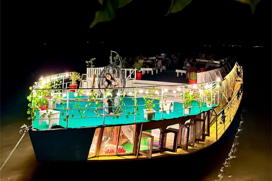 Bojra The Great Akbar